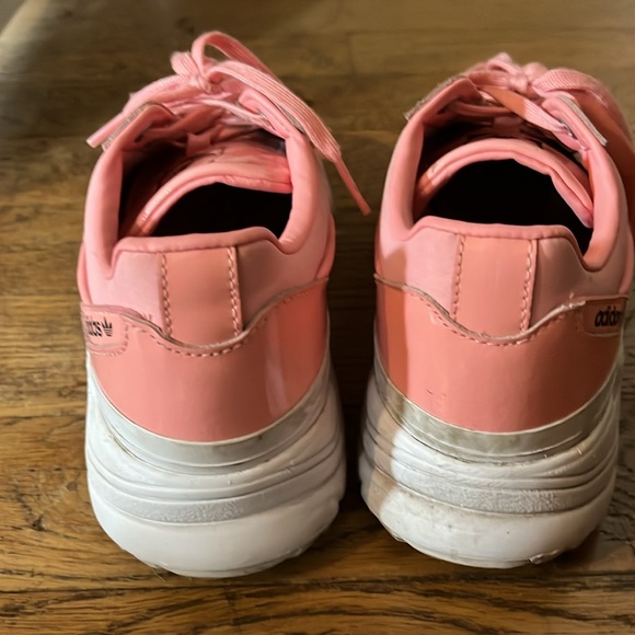 Adidas Pink Sneakers 7.5 - Picture 6 of 7
